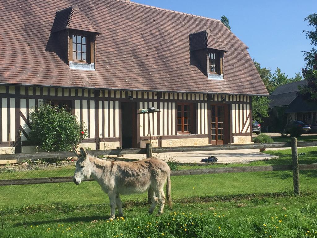 Chambre chez Corinne Fourneville Exterior foto